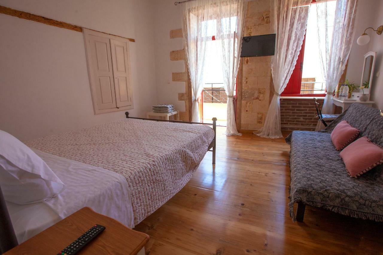 Green Door Apartment Ханья Экстерьер фото