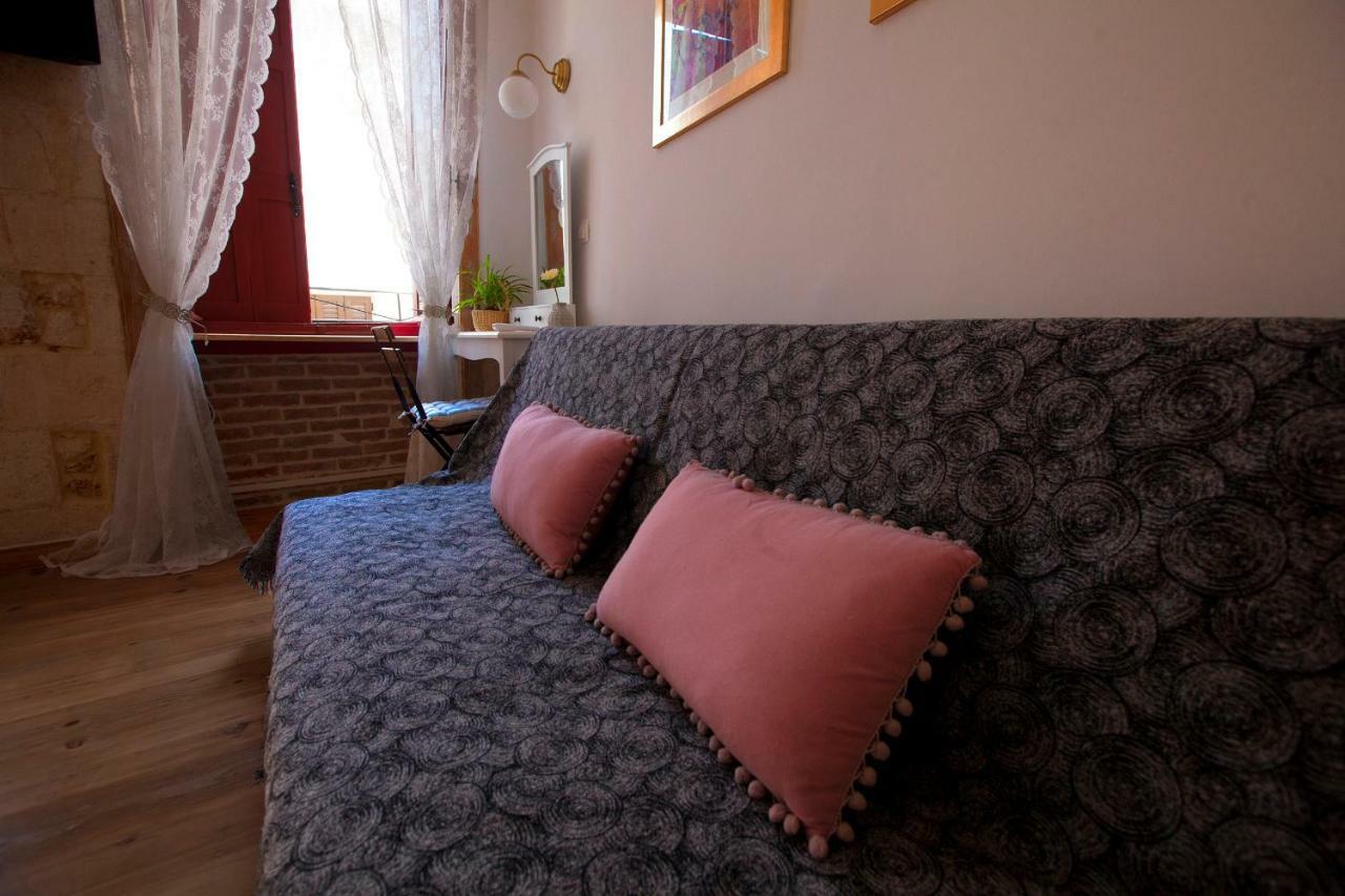 Green Door Apartment Ханья Экстерьер фото