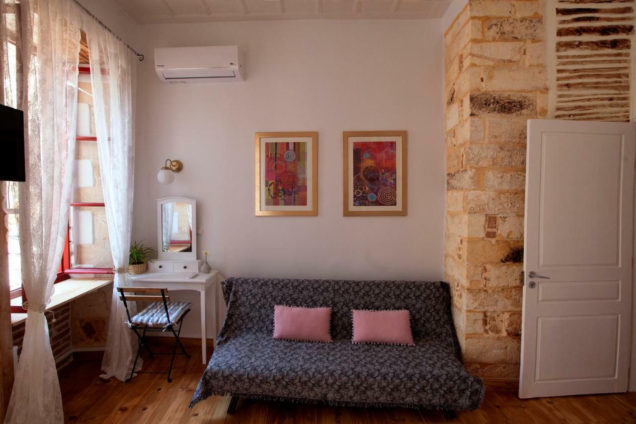 Green Door Apartment Ханья Экстерьер фото